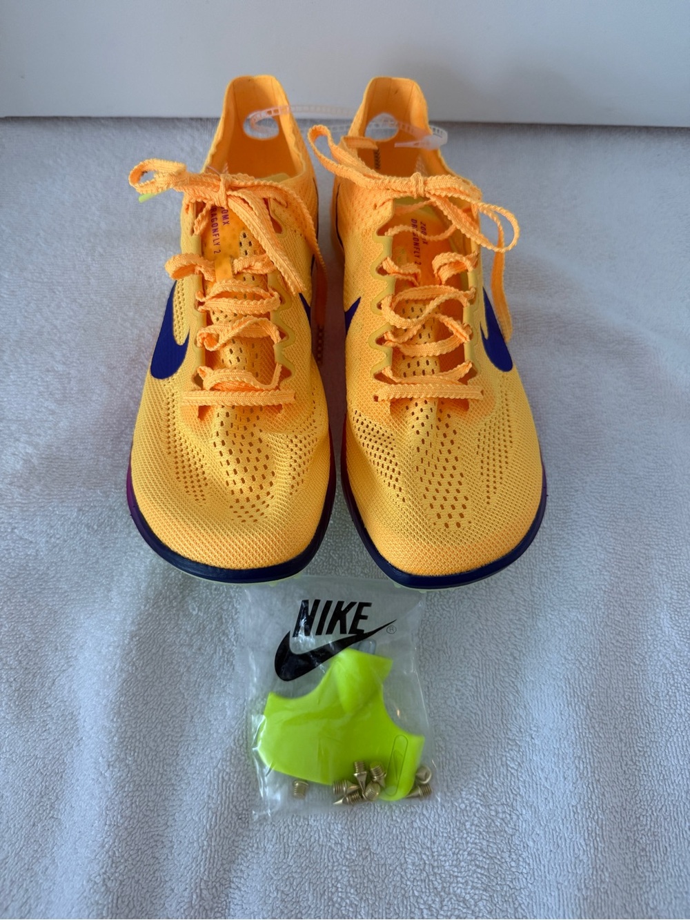 Nike Dragonfly 2 Unisex Track Distance Spikes in Citron Pulse Colorway